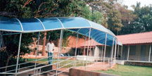 Polycarbonate roof for walkway