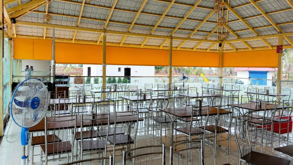 vertical awning for restaurant